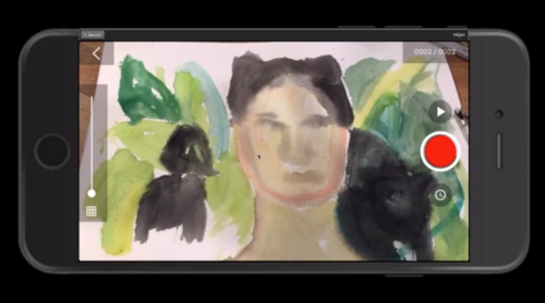 Screenshot 2019-06-04 at 08.39.44 Smartphone-skärm visar akvarellporträtt med gröna blad och inspelningsknapp; övre högra hörnet visar texten "0002 / 0002".