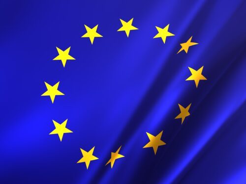 eu-2891828 EU-flagga, blå med en cirkel av tolv gula stjärnor, symbol för Europeiska unionen.