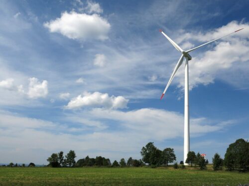 wind-power-1628671_1920